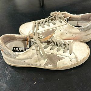 Golden Goose Superstar golden goose is a deluxe brand in Italy.